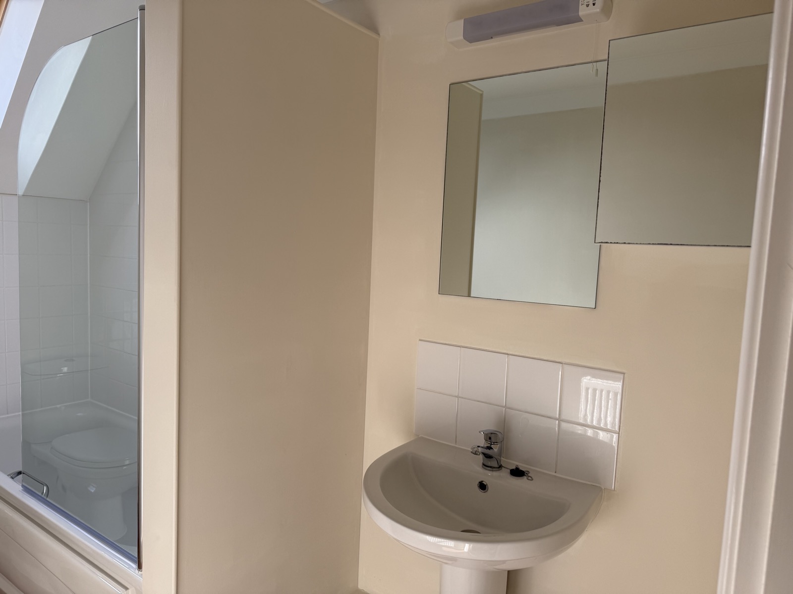 Bathroom, Flat 9 Conel Court