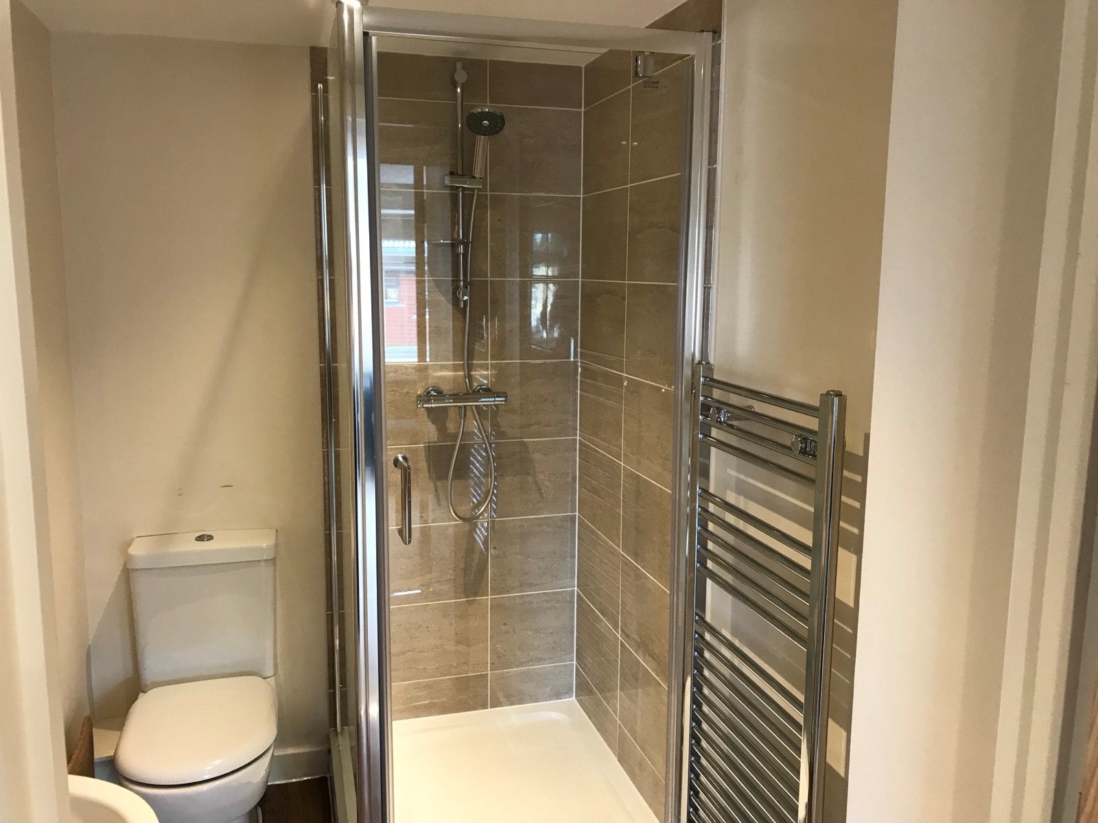 Bathroom, Flat 1 Richmond Court