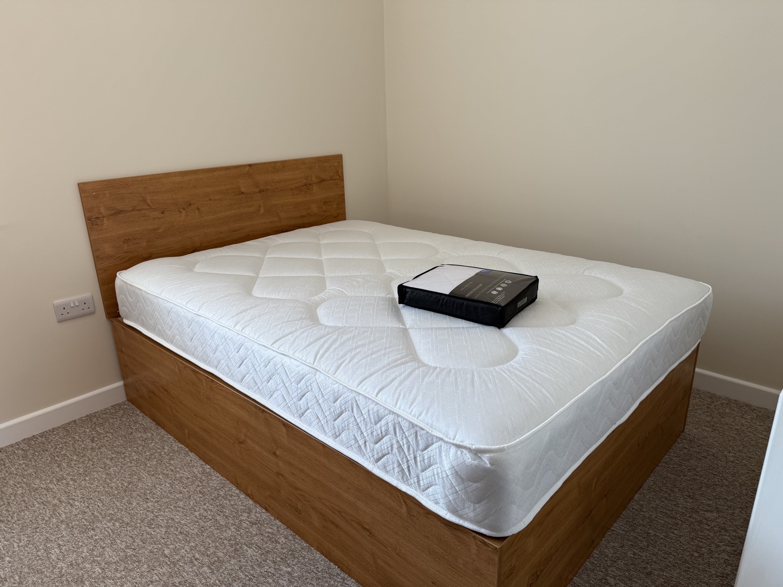 Double bedroom, Flat 11 Richmond Court
