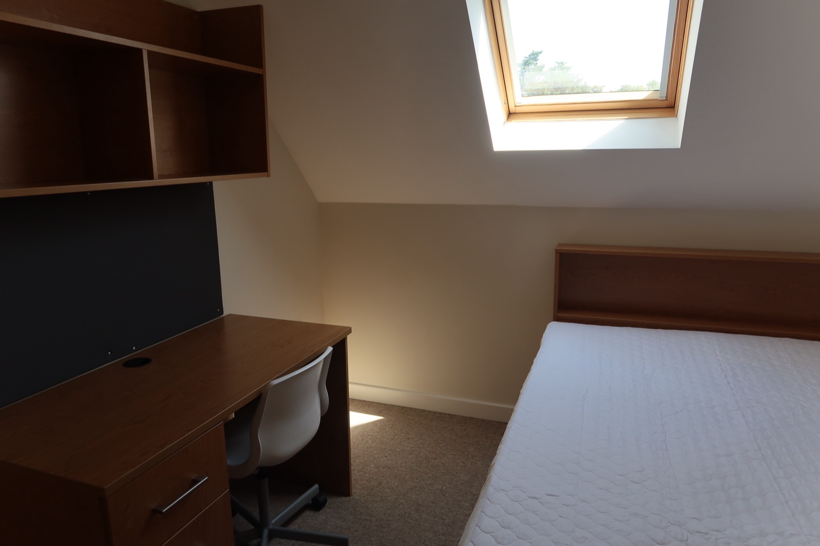 Bedroom study space, Flat 6 Richmond Court